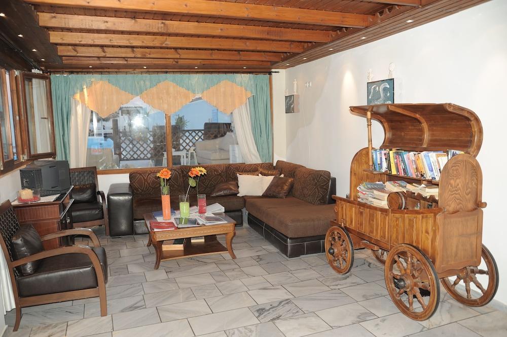 Perissa Mar Rooms Exterior photo
